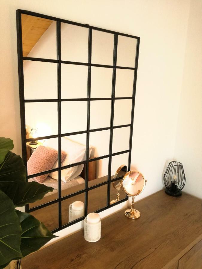 Apartment Cernesa Ražanac エクステリア 写真