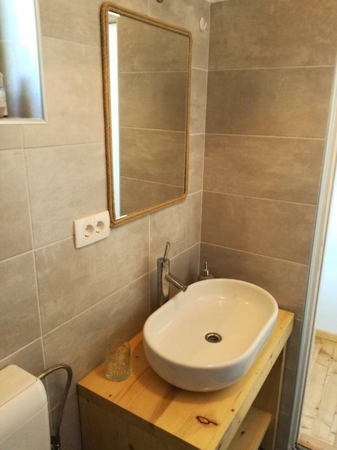 Apartment Cernesa Ražanac エクステリア 写真